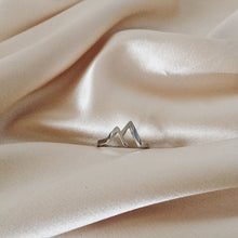 Load image into Gallery viewer, MV - Mountain Vow Ring

